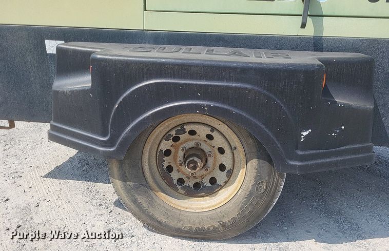 image for item DQ3633 2013 Sullair 375HH air compressor