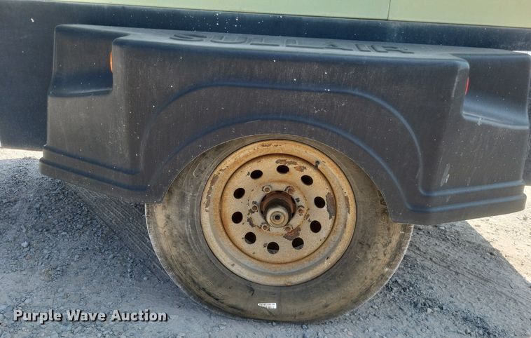 image for item DQ3633 2013 Sullair 375HH air compressor