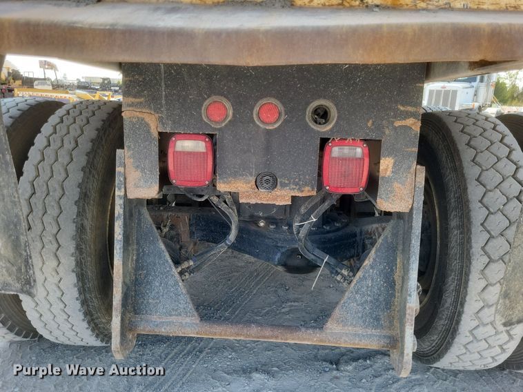 image for item DQ3641 2010 Mack CHU613 dump truck