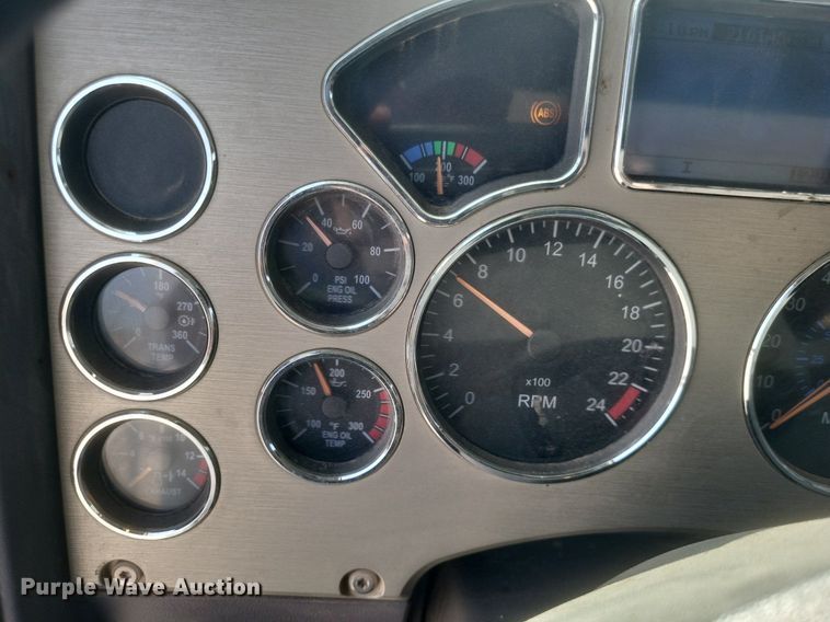 image for item DQ3641 2010 Mack CHU613 dump truck