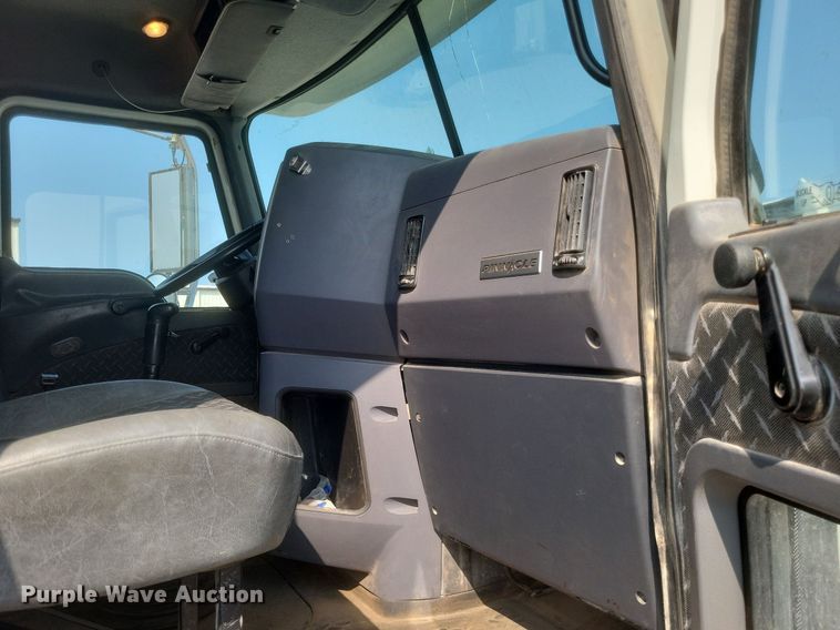 image for item DQ3641 2010 Mack CHU613 dump truck