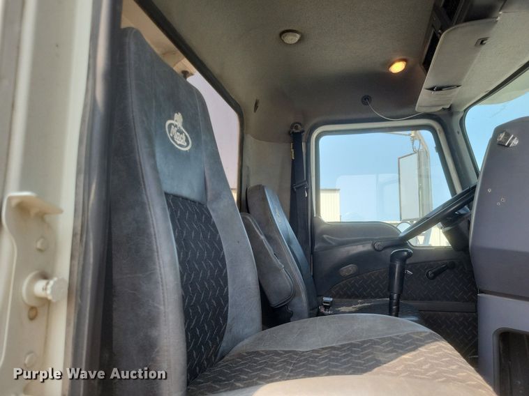 image for item DQ3641 2010 Mack CHU613 dump truck