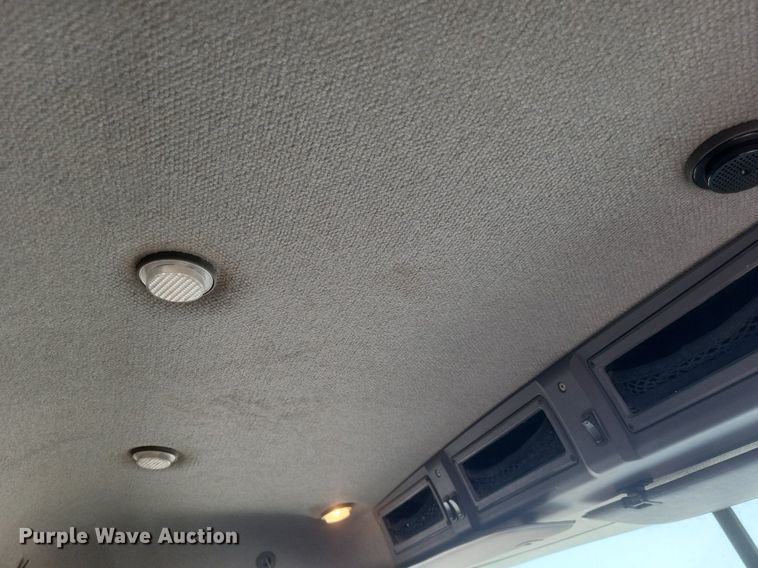 image for item DQ3641 2010 Mack CHU613 dump truck