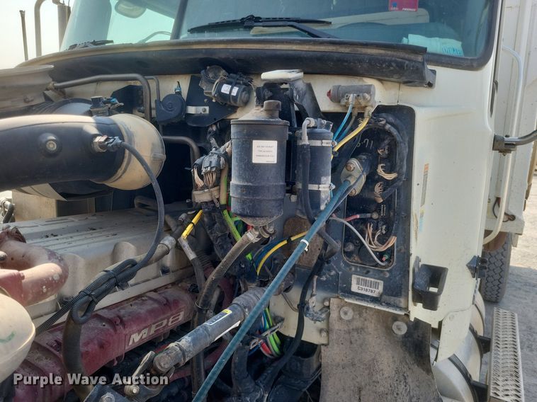 image for item DQ3641 2010 Mack CHU613 dump truck