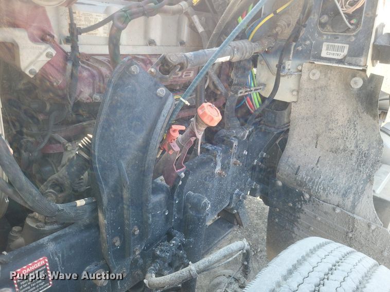 image for item DQ3641 2010 Mack CHU613 dump truck