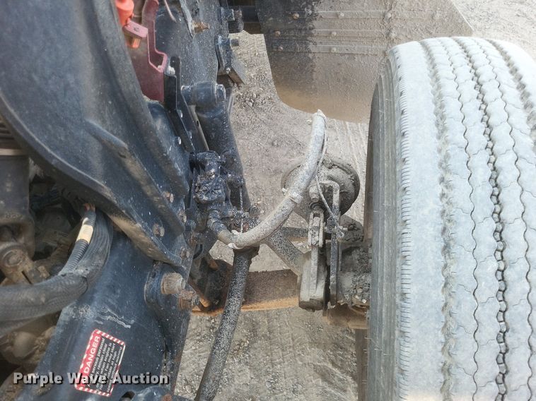 image for item DQ3641 2010 Mack CHU613 dump truck