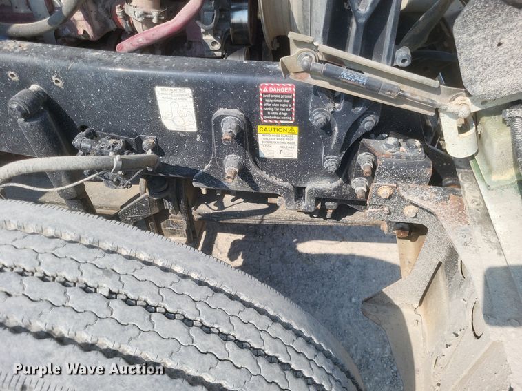 image for item DQ3641 2010 Mack CHU613 dump truck