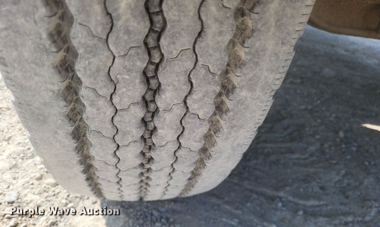 image for item DQ3641 2010 Mack CHU613 dump truck