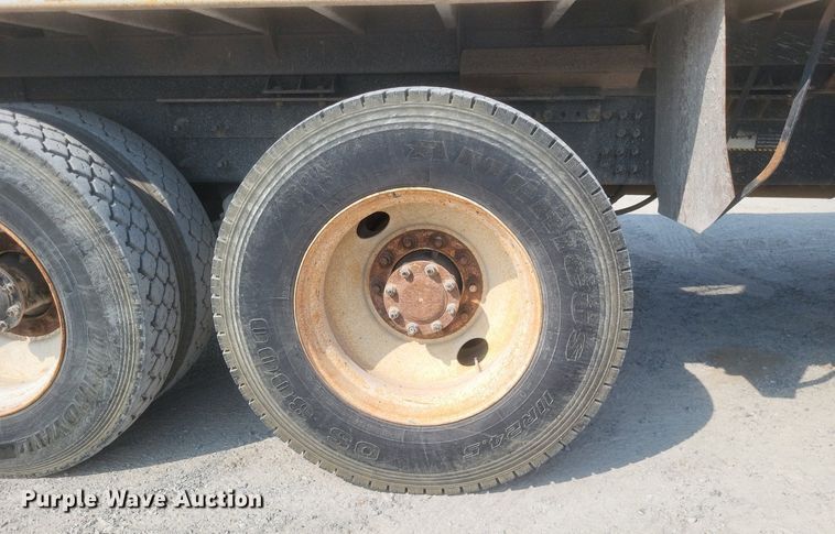 image for item DQ3641 2010 Mack CHU613 dump truck