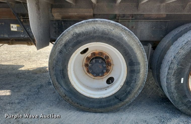 image for item DQ3641 2010 Mack CHU613 dump truck