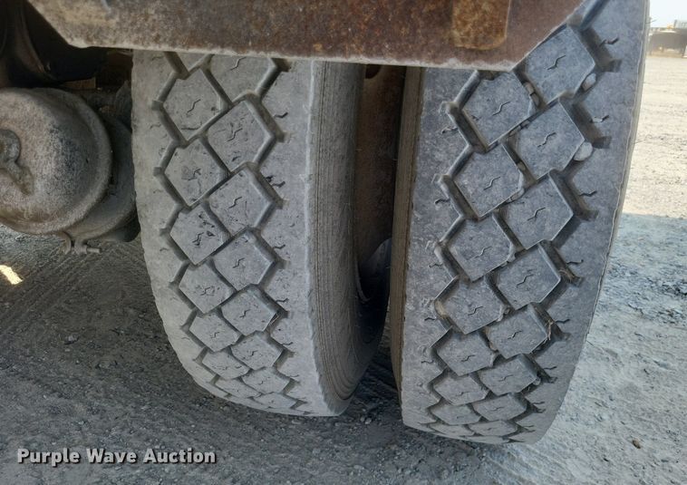 image for item DQ3641 2010 Mack CHU613 dump truck