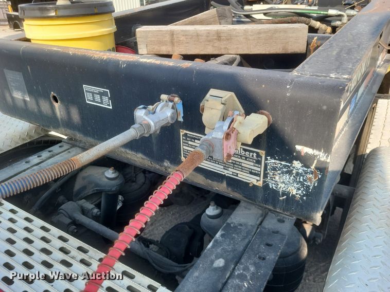 image for item DQ3643 1999 Talbert TDW-35S-HRG-1-T1 lowboy equipment trailer