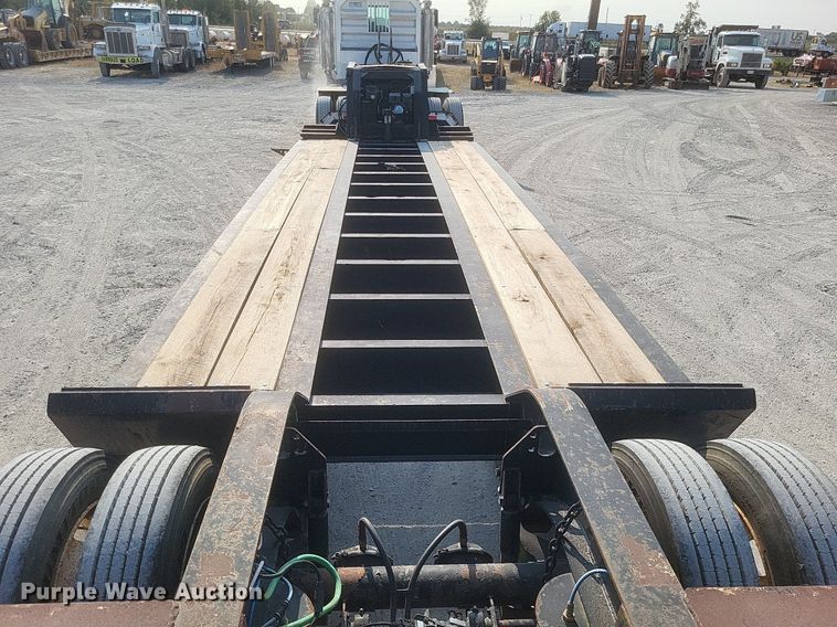 image for item DQ3643 1999 Talbert TDW-35S-HRG-1-T1 lowboy equipment trailer