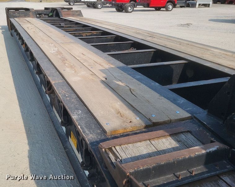 image for item DQ3643 1999 Talbert TDW-35S-HRG-1-T1 lowboy equipment trailer