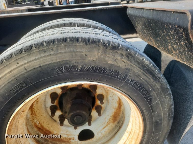 image for item DQ3643 1999 Talbert TDW-35S-HRG-1-T1 lowboy equipment trailer