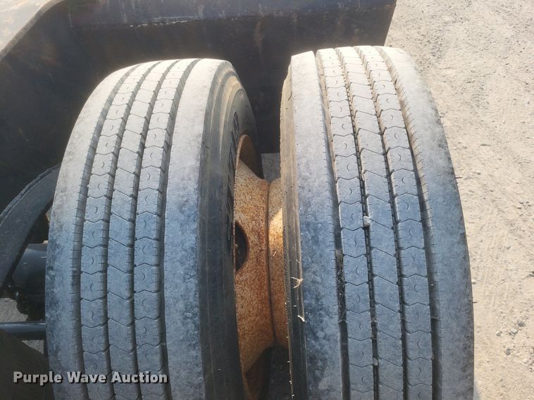 image for item DQ3643 1999 Talbert TDW-35S-HRG-1-T1 lowboy equipment trailer