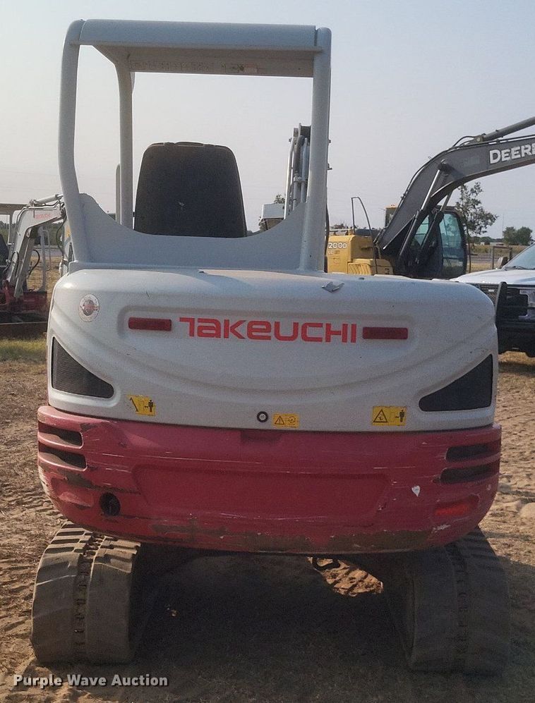 image for item DQ3644 2018 Takeuchi  TB240 mini excavator