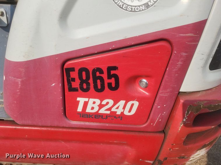 image for item DQ3644 2018 Takeuchi  TB240 mini excavator