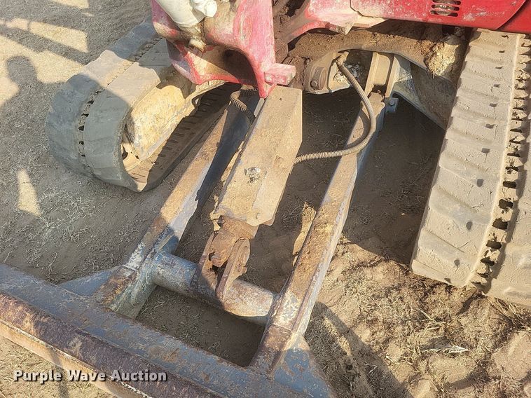 image for item DQ3644 2018 Takeuchi  TB240 mini excavator