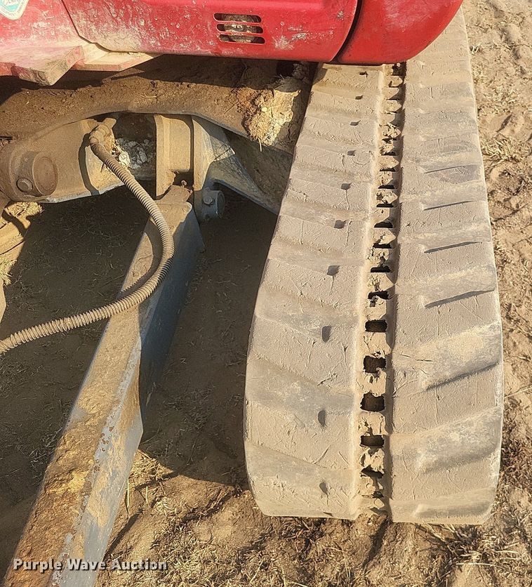 image for item DQ3644 2018 Takeuchi  TB240 mini excavator