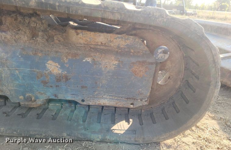 image for item DQ3644 2018 Takeuchi  TB240 mini excavator