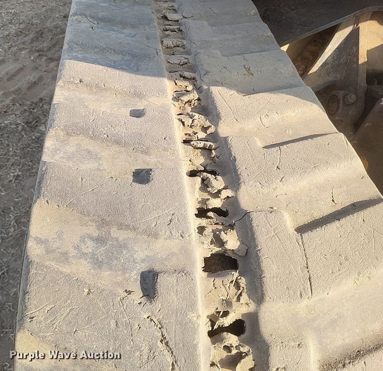 image for item DQ3644 2018 Takeuchi  TB240 mini excavator