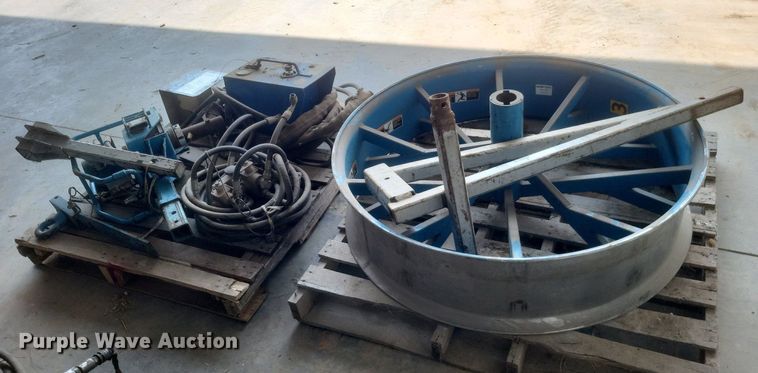 image for item DQ3647 Arnco fiber optic cable puller 