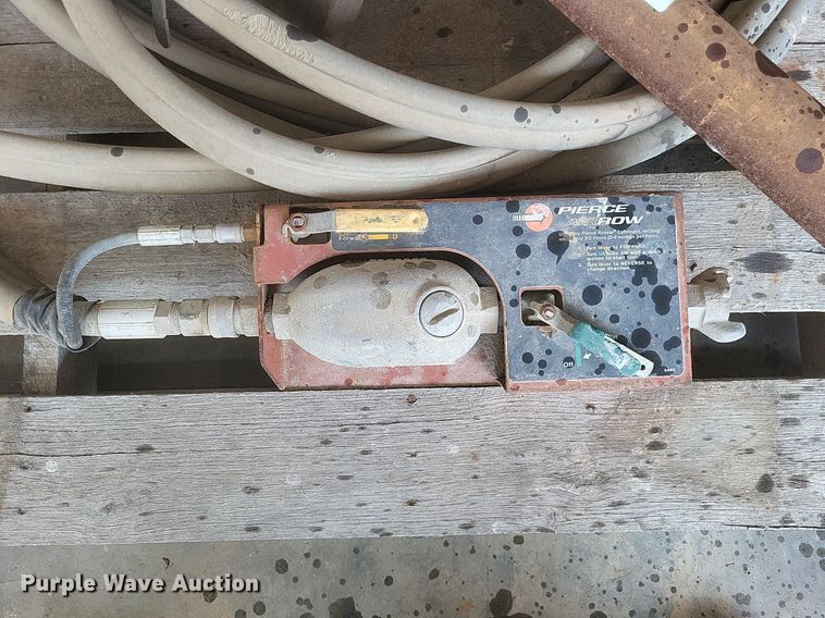 image for item DQ3649 (2) Vermeer Hammerhead piercing mole