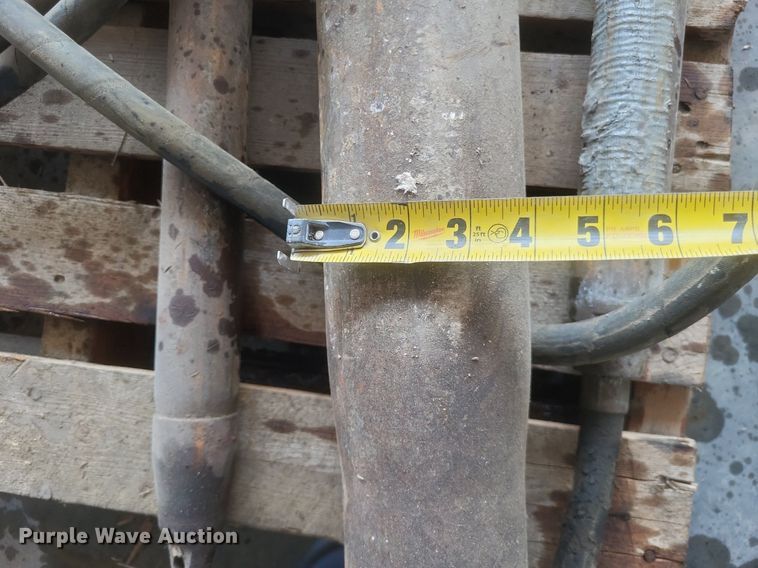 image for item DQ3649 (2) Vermeer Hammerhead piercing mole