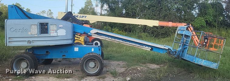 image for item DQ3681 2006 Genie S40 boom lift