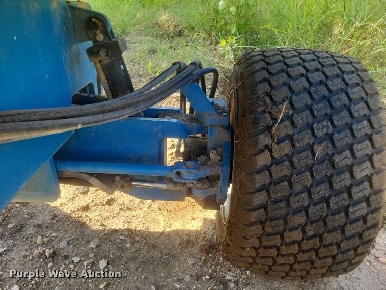 image for item DQ3681 2006 Genie S40 boom lift