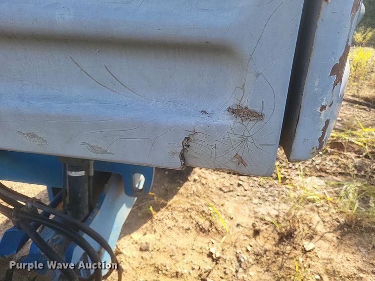 image for item DQ3681 2006 Genie S40 boom lift