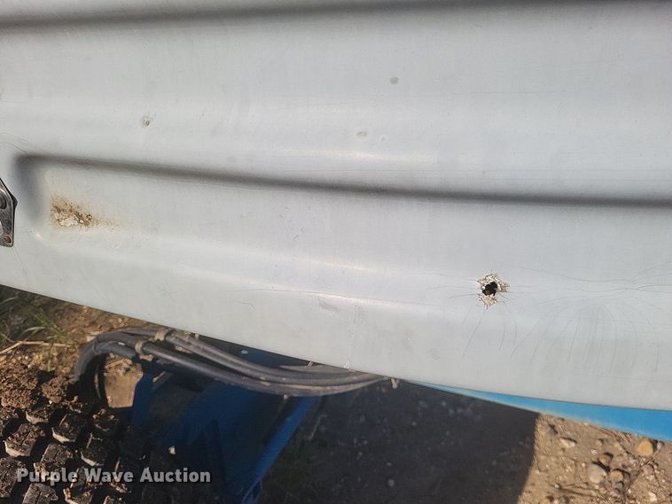 image for item DQ3681 2006 Genie S40 boom lift