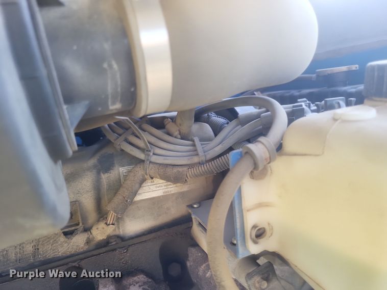 image for item DQ3681 2006 Genie S40 boom lift