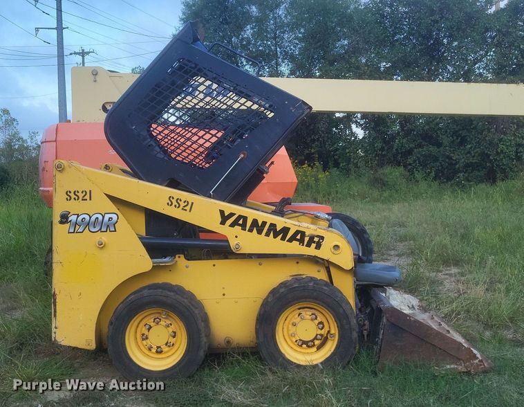 image for item DQ3682 Yanmar  S190R-1 skid steer loader