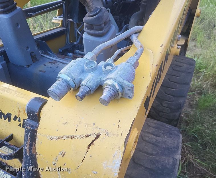 image for item DQ3682 Yanmar  S190R-1 skid steer loader