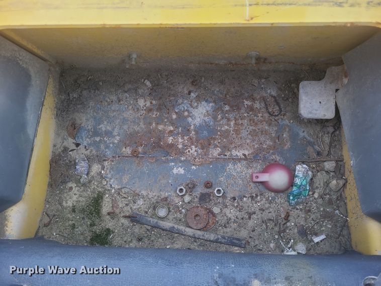 image for item DQ3682 Yanmar  S190R-1 skid steer loader