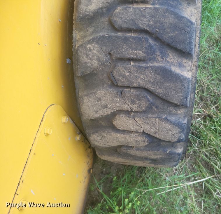 image for item DQ3682 Yanmar  S190R-1 skid steer loader