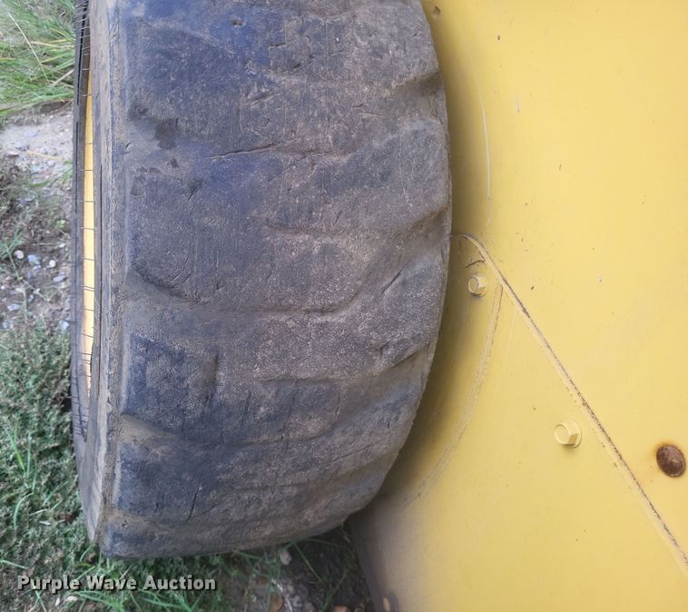 image for item DQ3682 Yanmar  S190R-1 skid steer loader