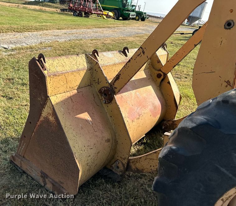 image for item DR2602 1975 Case  W14 wheel loader