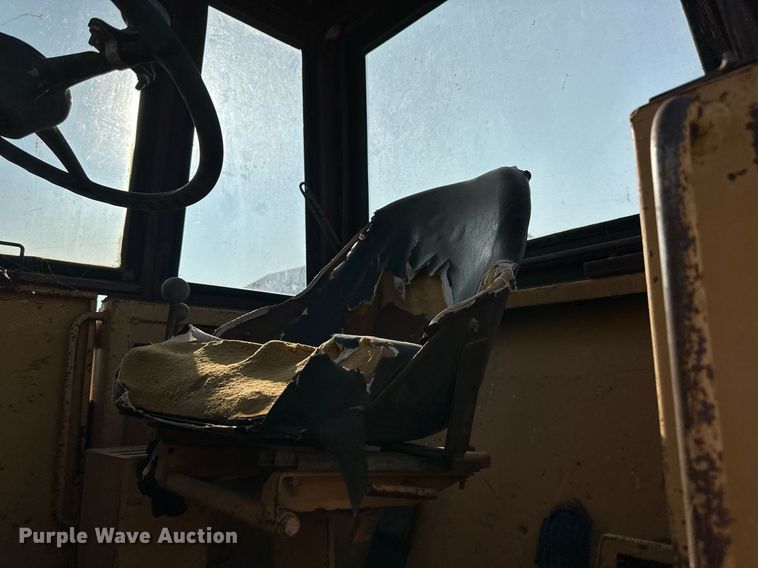 image for item DR2602 1975 Case  W14 wheel loader