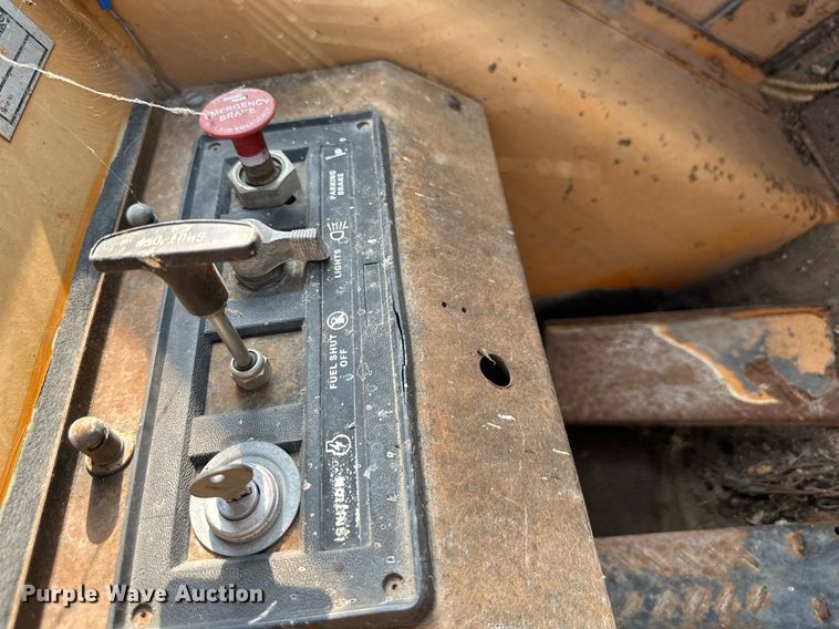 image for item DR2602 1975 Case  W14 wheel loader