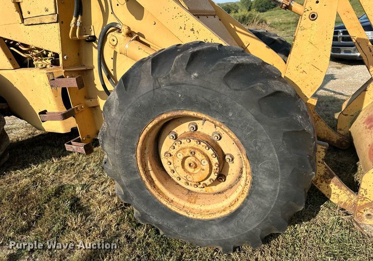 image for item DR2602 1975 Case  W14 wheel loader