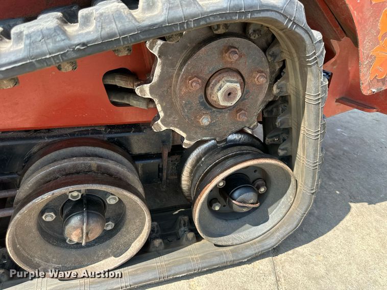 image for item DR2603 2017 Ditch Witch  SK600 compact utility loader