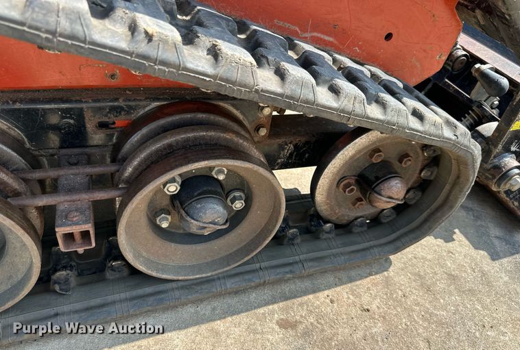 image for item DR2603 2017 Ditch Witch  SK600 compact utility loader