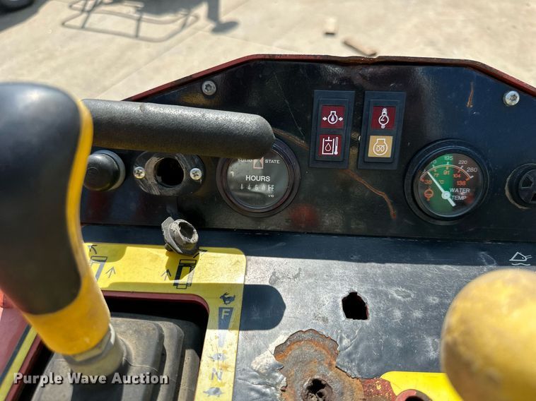 image for item DR2603 2017 Ditch Witch  SK600 compact utility loader