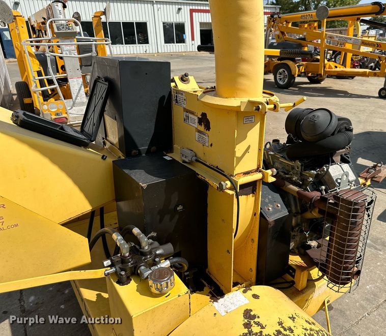 image for item DR2604 Powertek P731 Wood chipper 