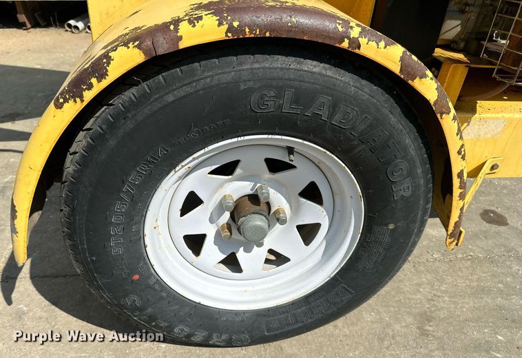 image for item DR2604 Powertek P731 Wood chipper 