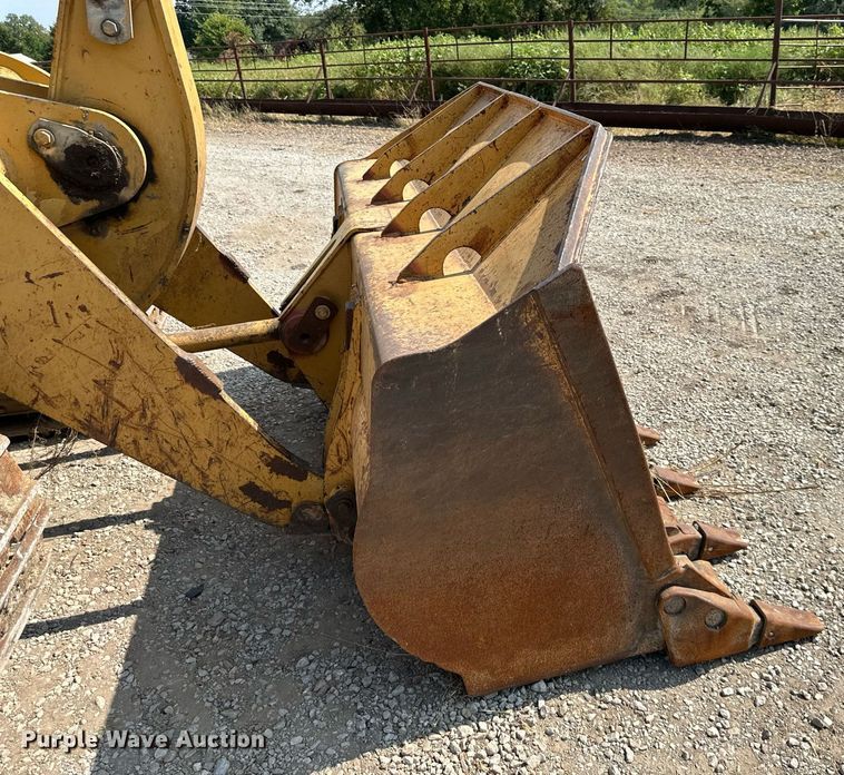 image for item DR2608 1999 Caterpillar  953C track loader