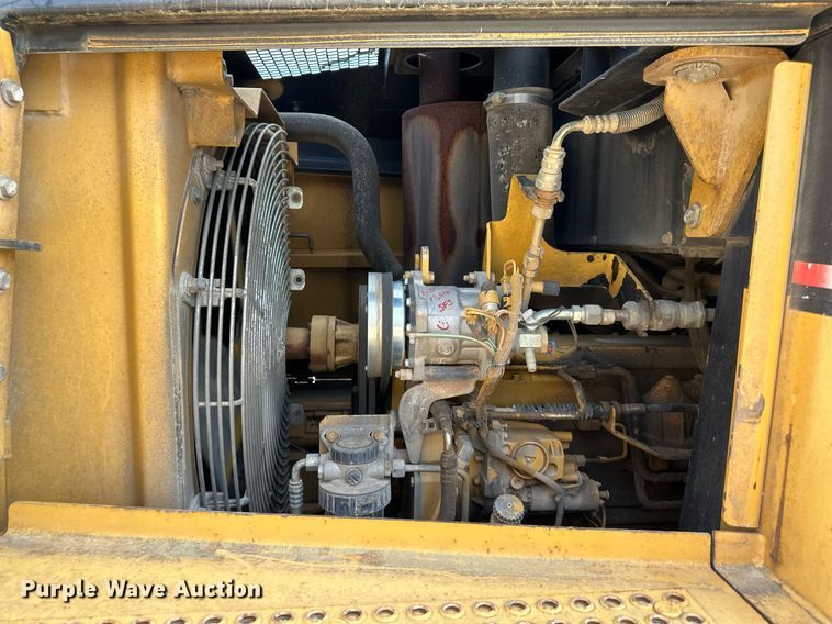 image for item DR2608 1999 Caterpillar  953C track loader